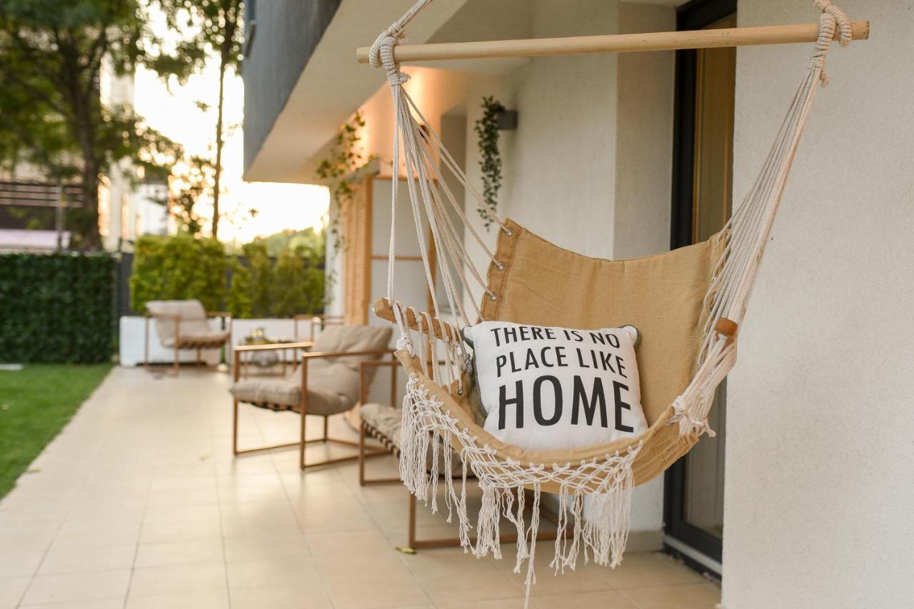 Vacation Feel - 2Br Apartment With Terrace & Private Parking In Baneasa Bucureşti Exterior foto
