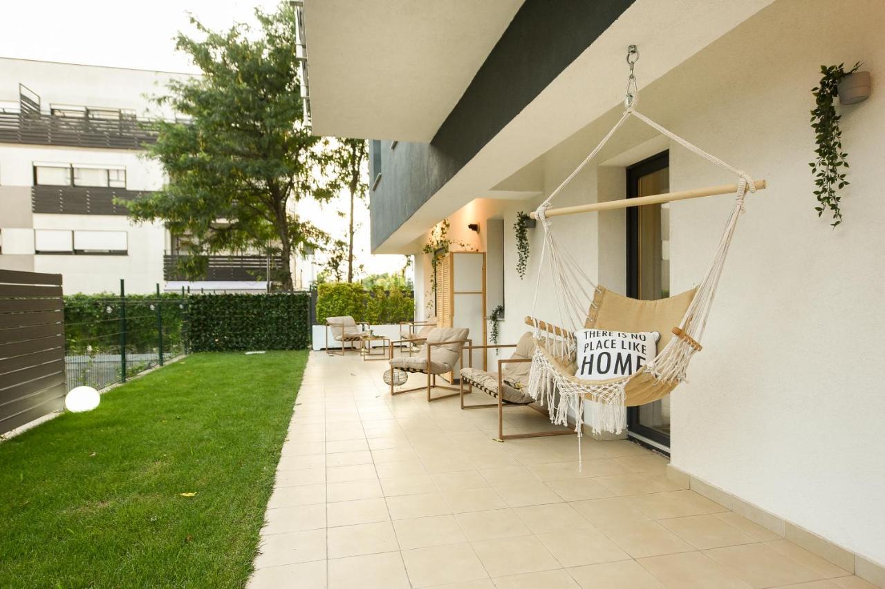 Vacation Feel - 2Br Apartment With Terrace & Private Parking In Baneasa Bucureşti Exterior foto