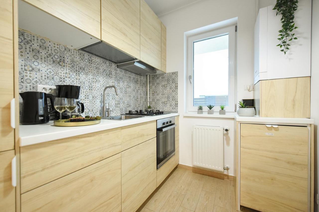 Vacation Feel - 2Br Apartment With Terrace & Private Parking In Baneasa Bucureşti Exterior foto