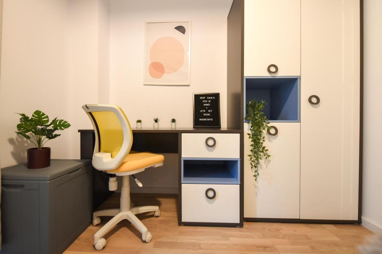 Vacation Feel - 2Br Apartment With Terrace & Private Parking In Baneasa Bucureşti Exterior foto