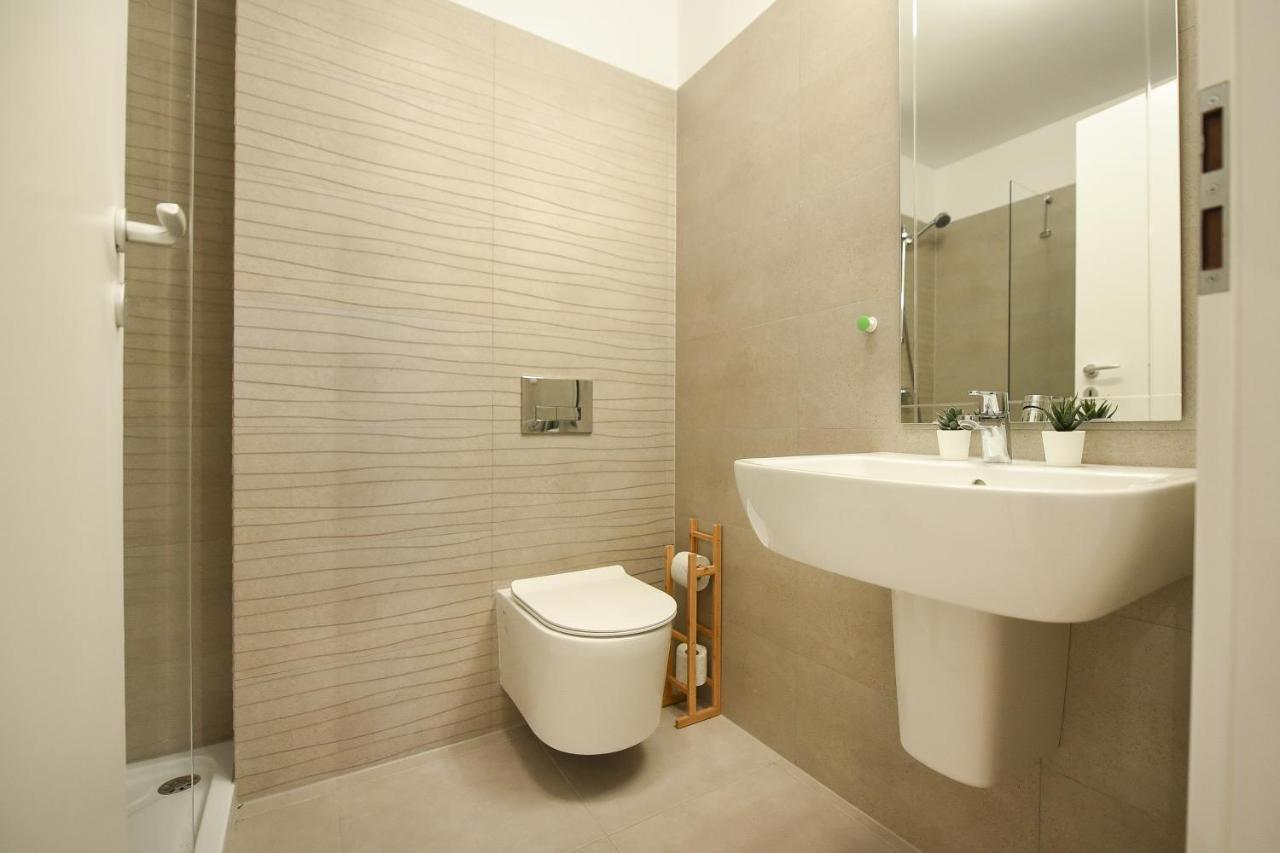 Vacation Feel - 2Br Apartment With Terrace & Private Parking In Baneasa Bucureşti Exterior foto