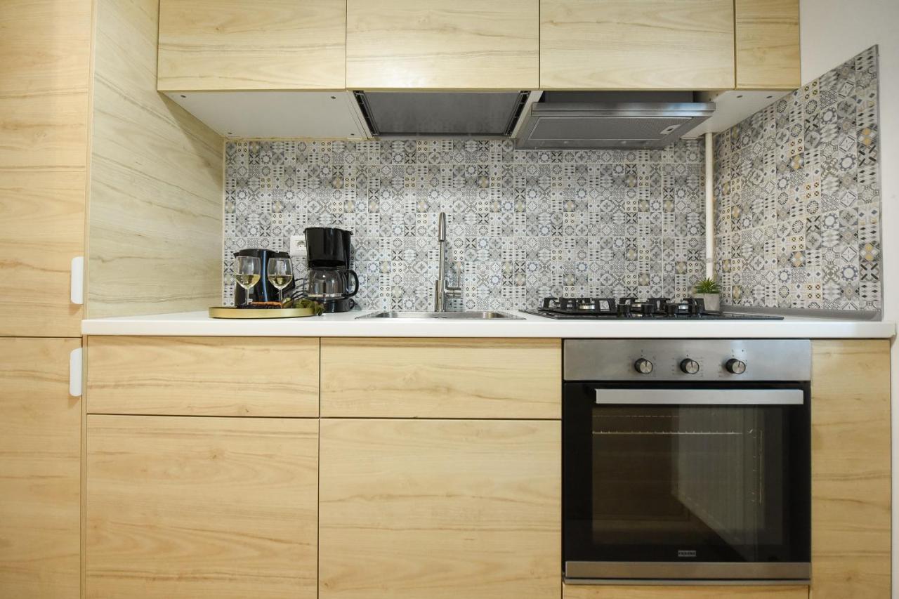 Vacation Feel - 2Br Apartment With Terrace & Private Parking In Baneasa Bucureşti Exterior foto